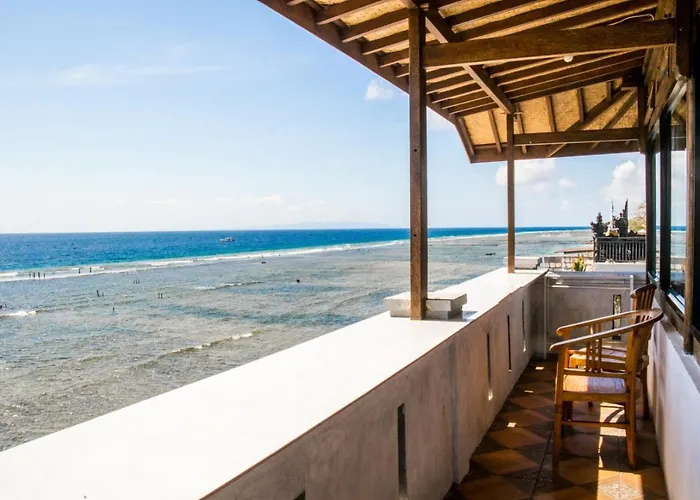 Cemara Beachfront ヌサペニダ