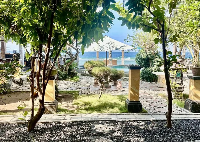 Cemara Beachfront ヌサペニダ