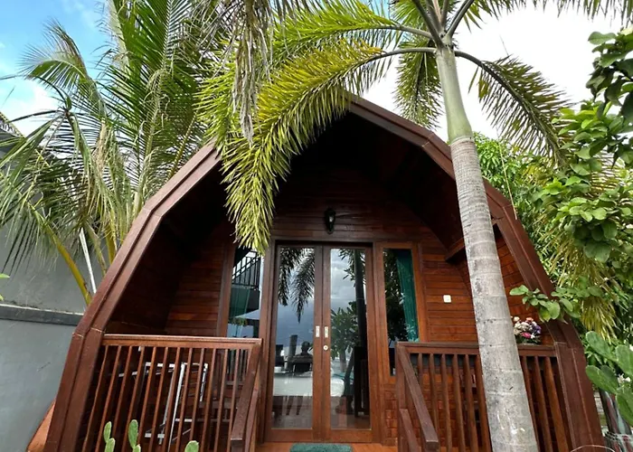 ゲストハウス Cemara Beachfront