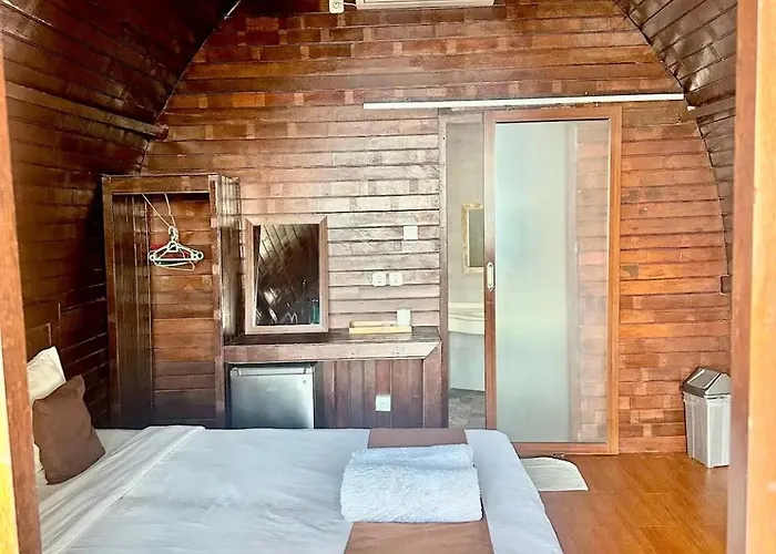 Cemara Beachfront 3* ヌサペニダ